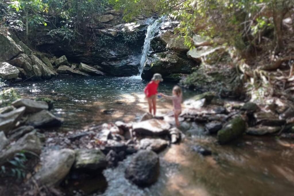 Chale Mirante, Piscina, Cachoeira, Lago E Vista Espetacular Alexania Экстерьер фото
